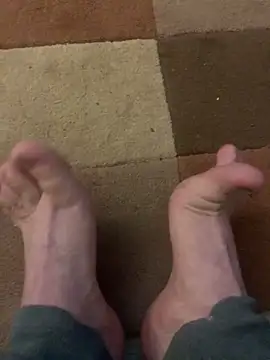 Snapshot of footsy35 chatting on January 18, 2025, 10:28 am footsy35 online show from January 18, 2025, 10:28 am