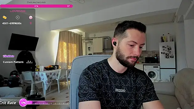 ZackFraser online show from November 22, 2025, 9:41 am