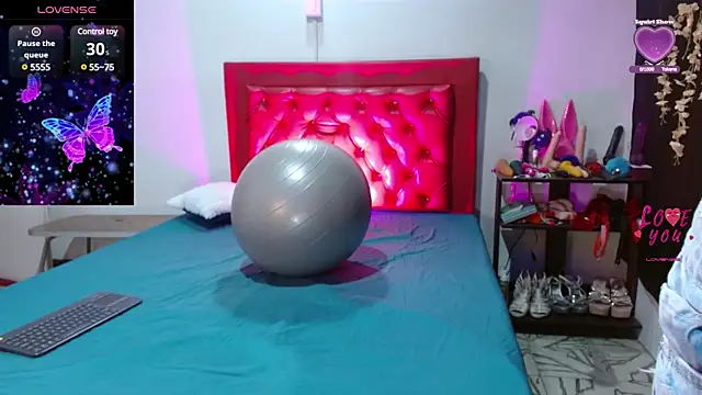 cleopatraa online show from January 25, 2025, 10:07 pm