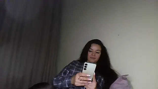 Snapshot of Linusya chatting on November 25, 2025, 6:19 pm Linusya online show from November 25, 2025, 6:19 pm