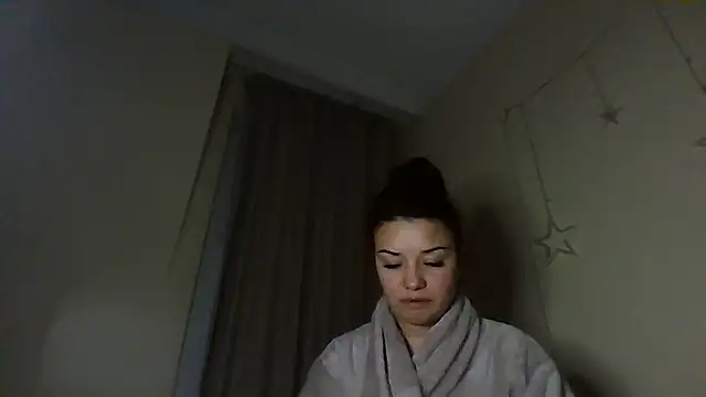 Snapshot of Linusya chatting on February 1, 2026, 3:21 pm Linusya online show from February 1, 2026, 3:21 pm