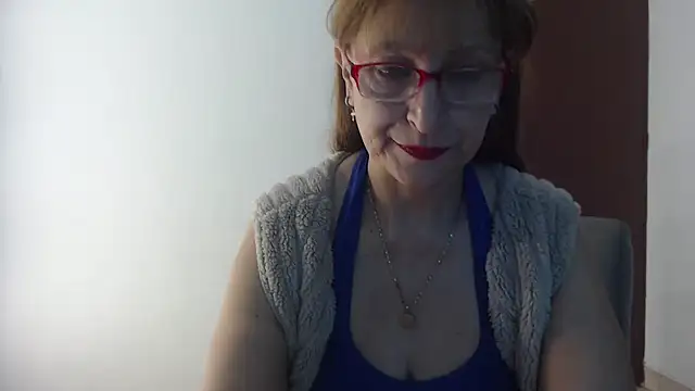 Lilly macflyy online show from October 29, 2025, 5:14 pm