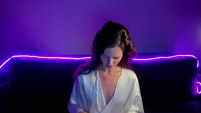 RubyAttwood online show from February 5, 2026, 2:54 pm