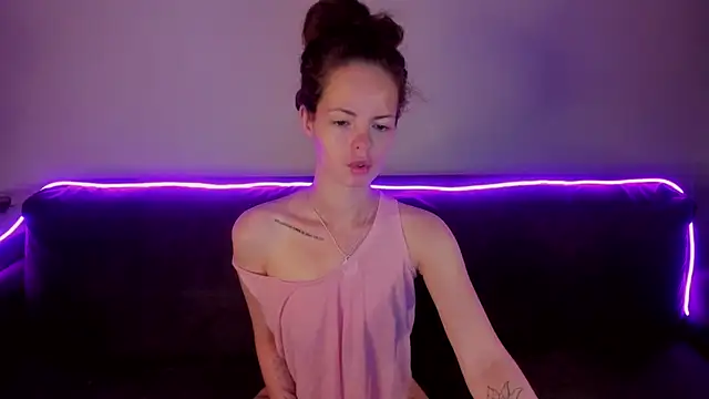 RubyAttwood online show from April 25, 2026, 11:57 pm
