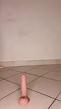 Perqueen online show from November 1, 2025, 9:22 am