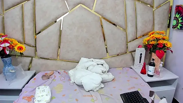 Snapshot of Kloe_Candy1 chatting on October 26, 2025, 5:46 am Kloe Candy1 online show from October 26, 2025, 5:46 am