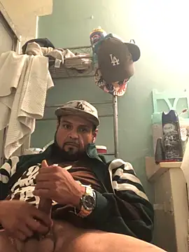 Snapshot of MrDickUdown24_7 chatting on February 28, 2025, 4:21 am MrDickUdown24 7 online show from February 28, 2025, 4:21 am