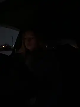 StasyWood online show from December 2, 2025, 1:44 am