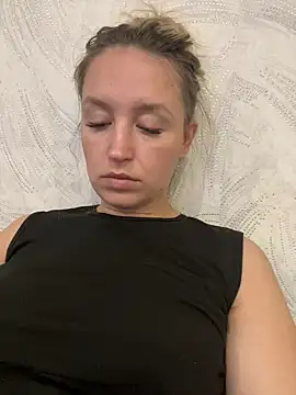 StasyWood online show from February 12, 2026, 1:44 am