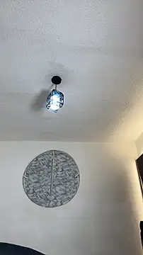 IsabelaVanegas  online show from December 3, 2025, 5:33 pm