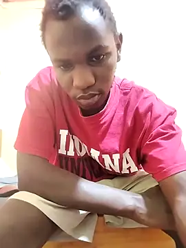 Snapshot of Sexy-prince chatting on February 19, 2025, 10:23 am Sexy-prince online show from February 19, 2025, 10:23 am