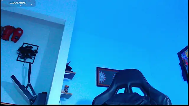 yosoy enzo2020 online show from December 14, 2025, 11:53 pm