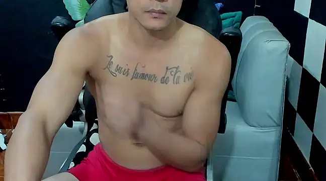 Brunocuttie94 online show from February 13, 2025, 4:39 pm