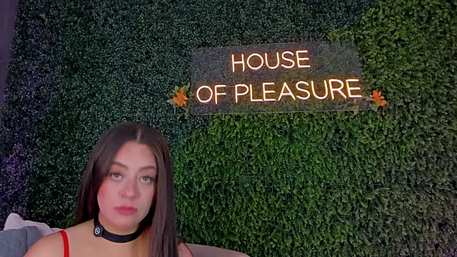 sarah-bonneth online show from March 12, 2026, 11:38 am