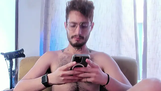 Snapshot of axel_giracr chatting on February 8, 2025, 6:55 pm axel giracr online show from February 8, 2025, 6:55 pm