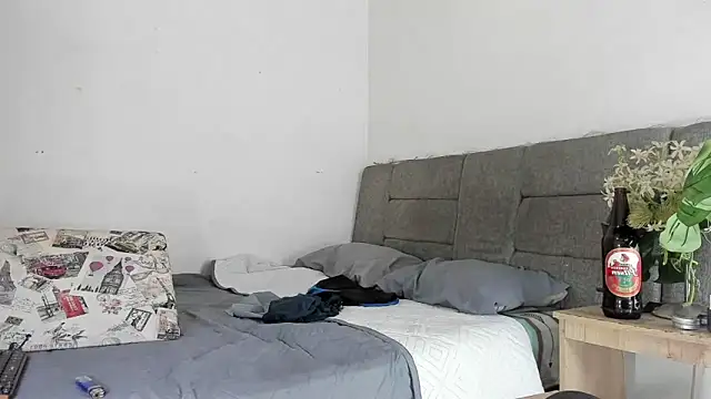 tom colinn online show from September 15, 2025, 1:11 pm