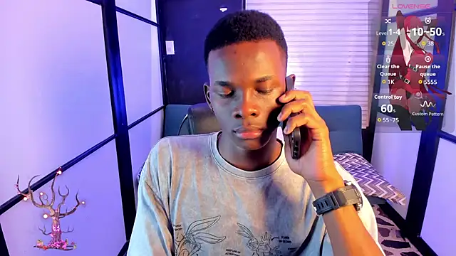 JacksonMuller  online show from November 8, 2025, 1:33 pm