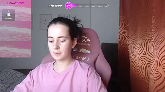 Snapshot of SweetieKendl chatting on February 27, 2025, 11:26 pm SweetieKendl online show from February 27, 2025, 11:26 pm