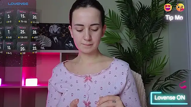 Snapshot of SweetieKendl chatting on February 10, 2026, 11:53 pm SweetieKendl online show from February 10, 2026, 11:53 pm