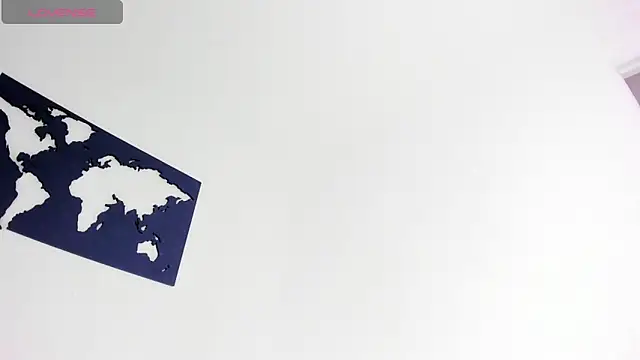 CurvyViolet online show from December 10, 2024, 6:06 pm