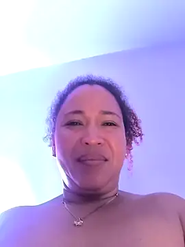 debboraWagner online show from December 21, 2025, 12:12 pm