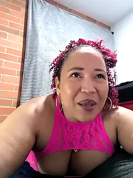 Snapshot of debboraWagner chatting on May 8, 2026, 1:16 pm debboraWagner online show from May 8, 2026, 1:16 pm
