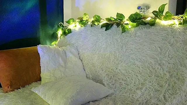 kristina amurova online show from October 17, 2025, 7:38 pm