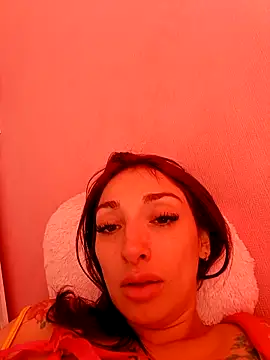 Anniespears online show from March 6, 2026, 9:33 pm