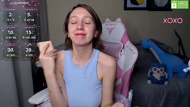 Snapshot of LeahGottty chatting on January 24, 2025, 3:34 pm LeahGottty online show from January 24, 2025, 3:34 pm