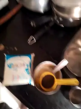 Snapshot of findmemylove chatting on December 23, 2024, 4:01 am findmemylove online show from December 23, 2024, 4:01 am