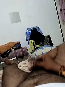 Snapshot of findmemylove chatting on October 1, 2025, 10:16 pm findmemylove online show from October 1, 2025, 10:16 pm