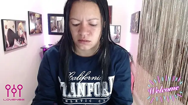 Snapshot of Cristal_w chatting on September 29, 2025, 12:21 pm Cristal w online show from September 29, 2025, 12:21 pm