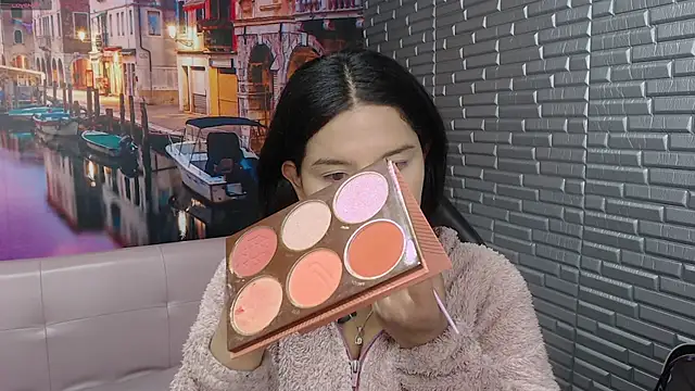 Small naughty  online show from October 11, 2025, 1:42 pm