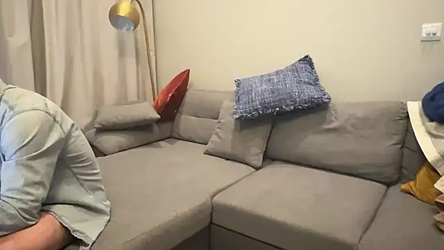 KingCal205 online show from September 27, 2025, 8:47 pm