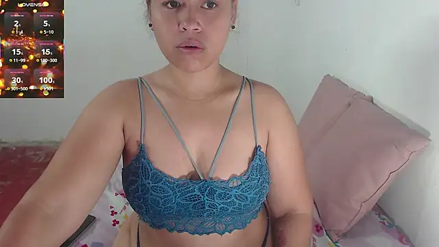 Hazel donna online show from December 4, 2025, 8:34 am