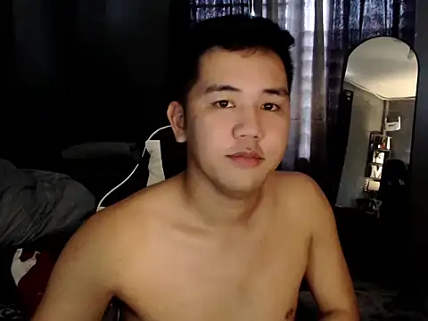 xgregor07 online show from November 21, 2025, 4:11 am