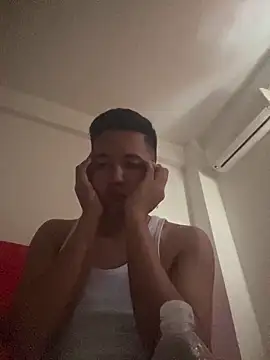 xgregor07 online show from December 18, 2025, 1:22 am