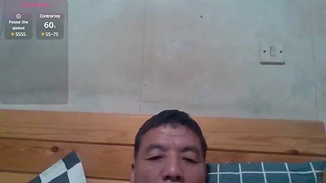 Snapshot of Beijing2000 chatting on February 11, 2025, 9:20 am Beijing2000 online show from February 11, 2025, 9:20 am