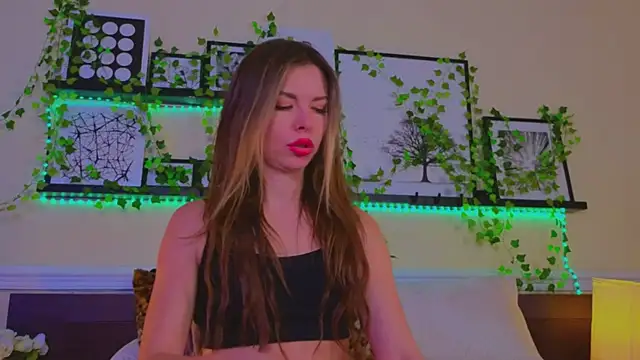 Real Tini online show from February 23, 2025, 12:16 pm