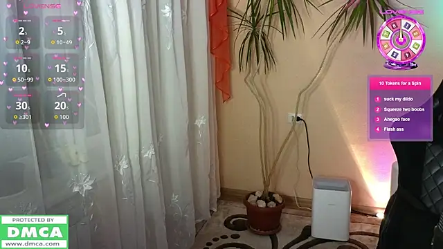 Snapshot of mag1c_eyes1 chatting on October 31, 2025, 8:10 pm mag1c eyes1 online show from October 31, 2025, 8:10 pm