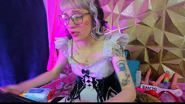 neeko princes online show from January 10, 2025, 3:27 pm