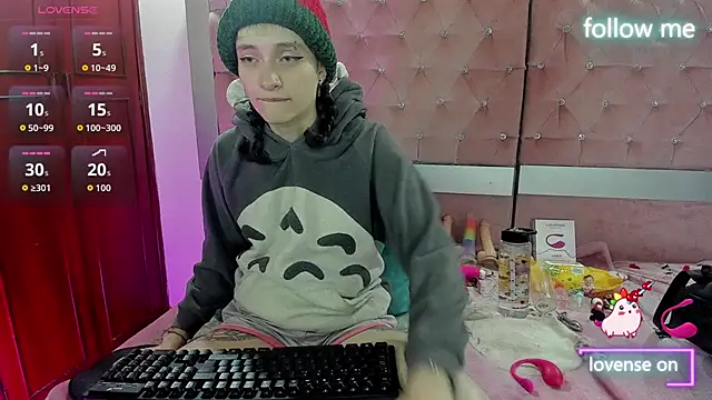 neeko princes online show from December 2, 2025, 11:59 am