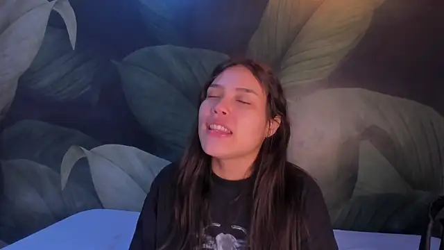 sweett dirty online show from February 24, 2025, 12:26 pm