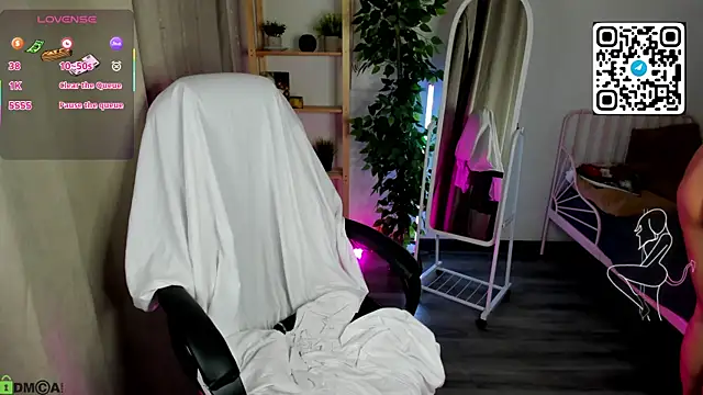 Aly Alyc online show from March 19, 2026, 12:03 am