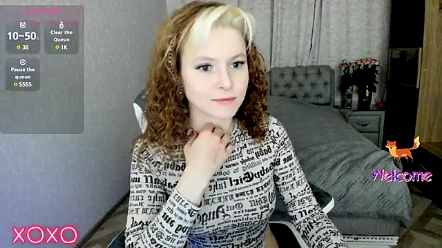 rocky foxy online show from December 23, 2024, 10:44 pm