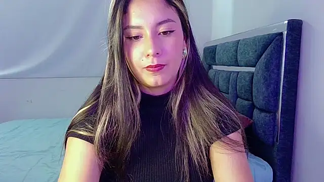 Lia 14  online show from October 23, 2025, 4:50 pm