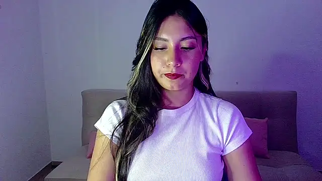 Lia 14  online show from February 17, 2026, 12:07 am