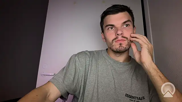 Snapshot of jessilin chatting on October 16, 2025, 10:44 pm jessilin online show from October 16, 2025, 10:44 pm