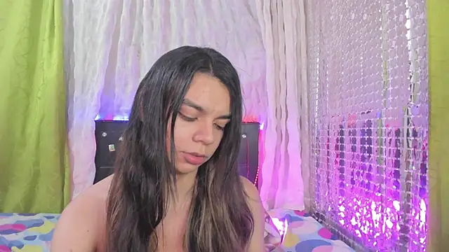 Snapshot of Megan_Miles02 chatting on February 7, 2025, 7:40 am Megan Miles02 online show from February 7, 2025, 7:40 am