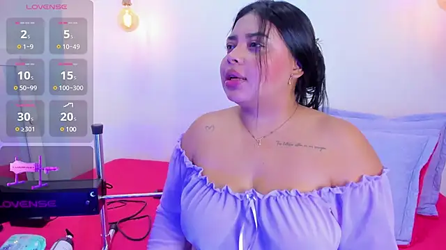 Emily cooper20 online show from February 2, 2025, 7:35 pm